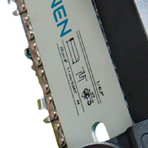 Automatic chain lubrication